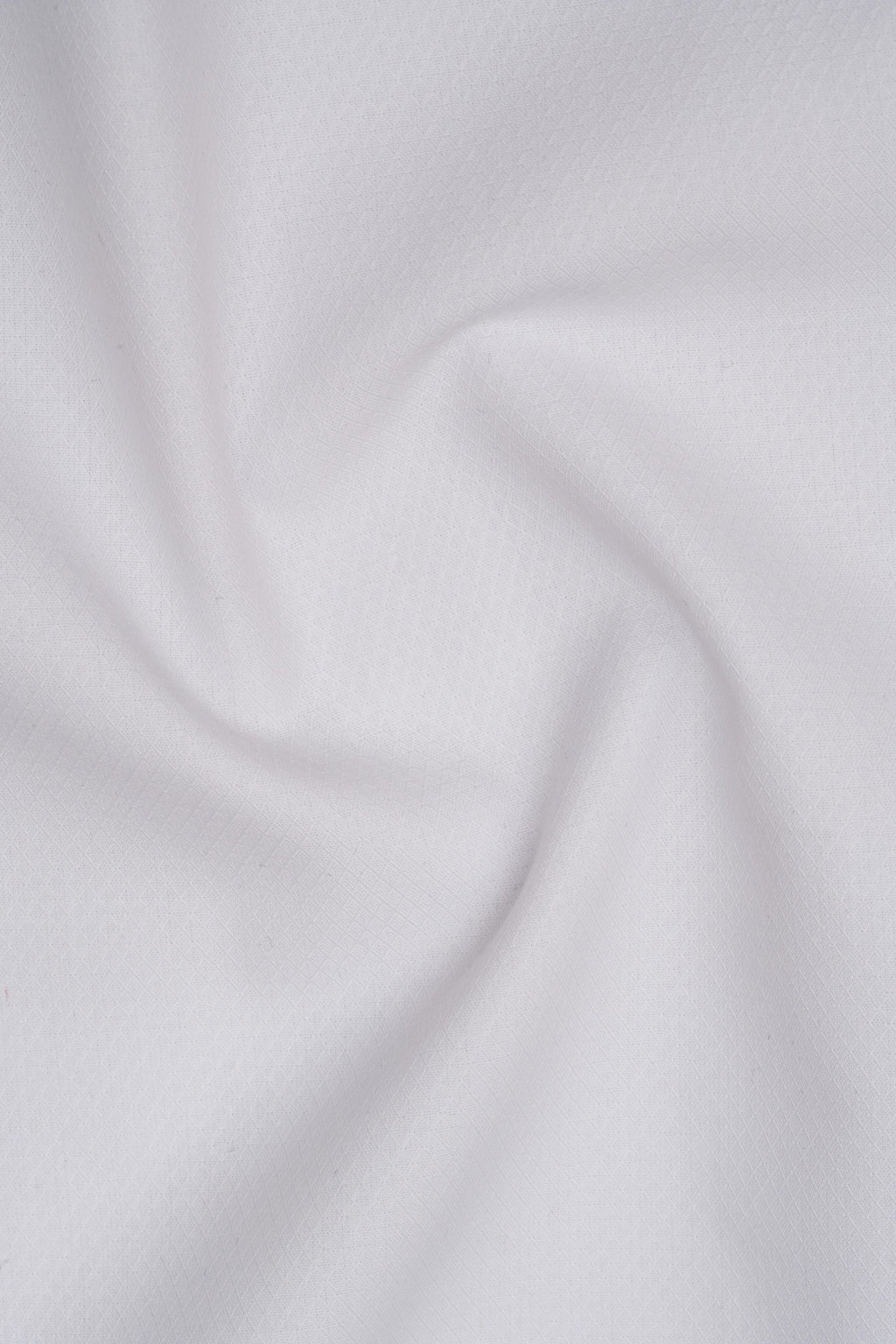 Cotton Cutaway Collar Shirt
