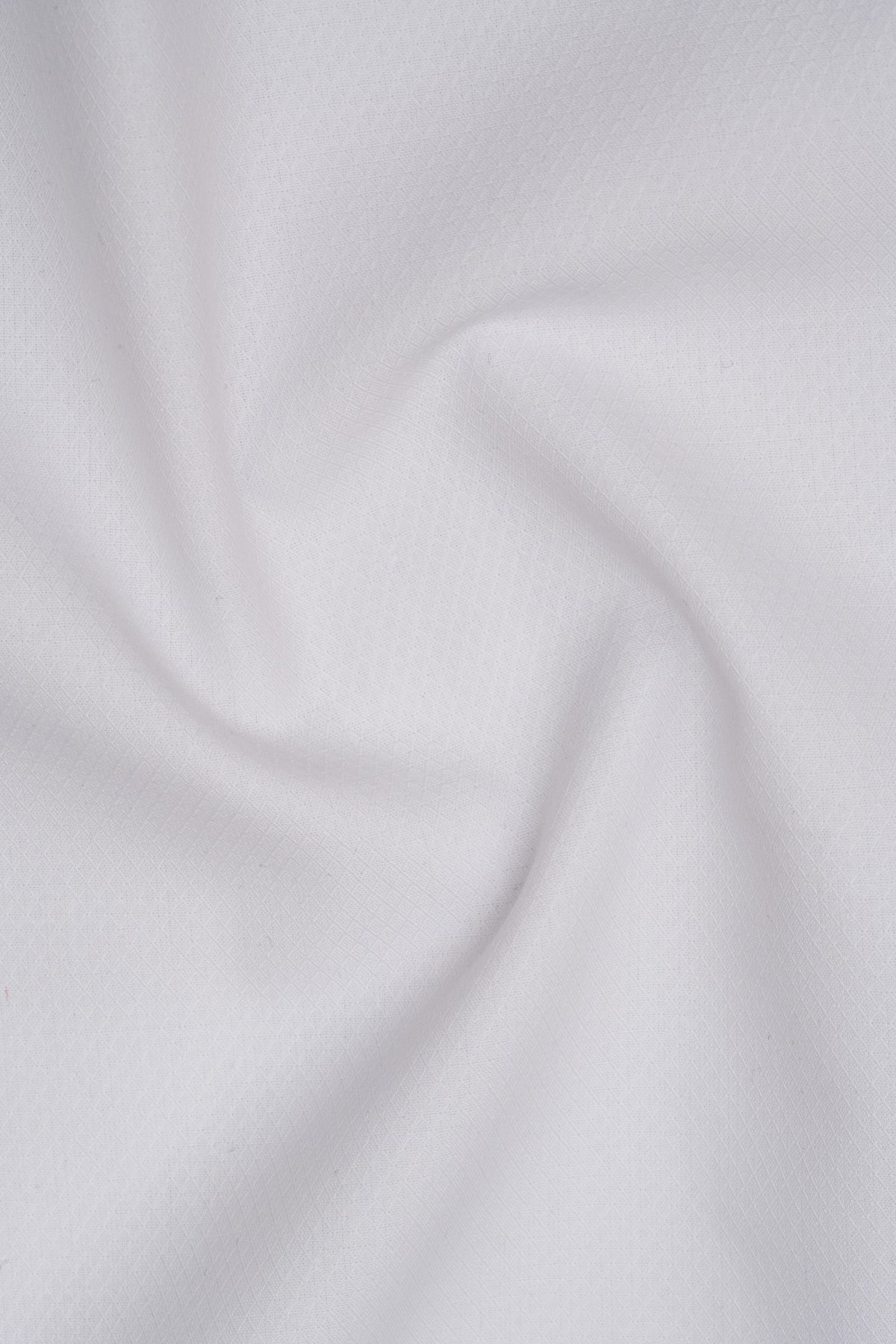 Cotton Cutaway Collar Shirt