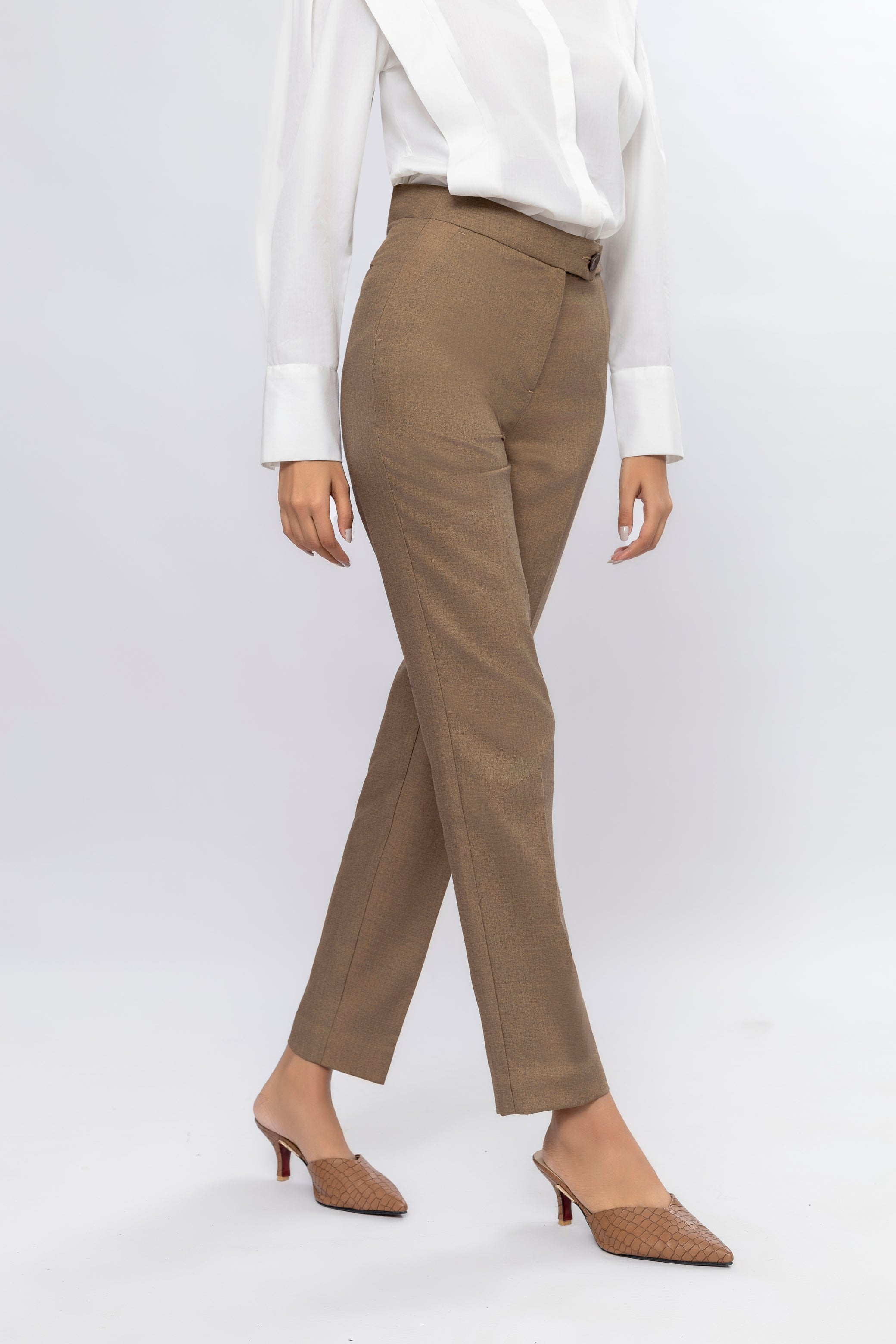 #color_brown